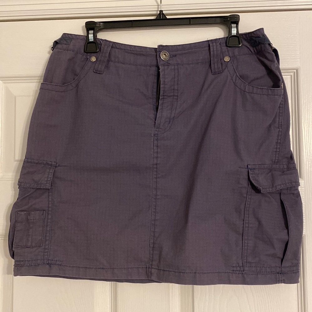 Women’s Skirt